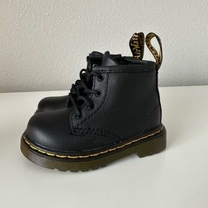 Dr. Martens Brooklet Boot